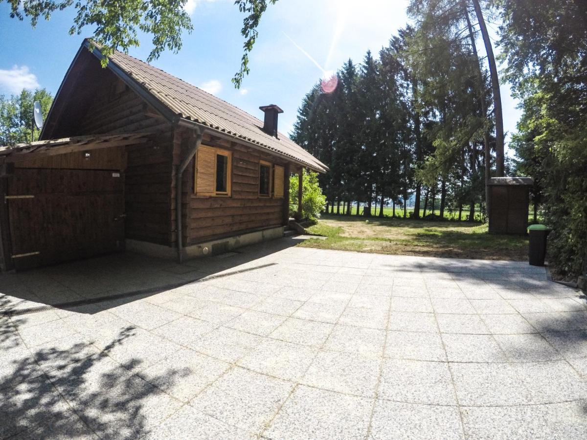 Villa Silent Orchard Naklo Esterno foto